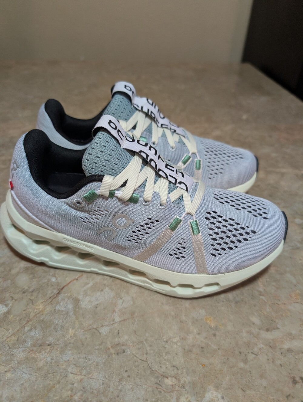 On Cloudsufer Swiss Engineering® Cushioned Running Shoes Aloe Road Women Size 5